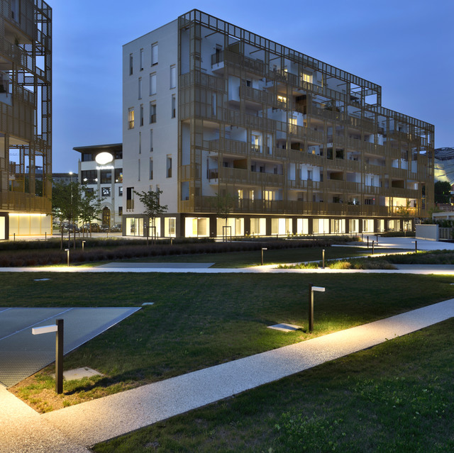 ARTEMIDE - Walking Pole