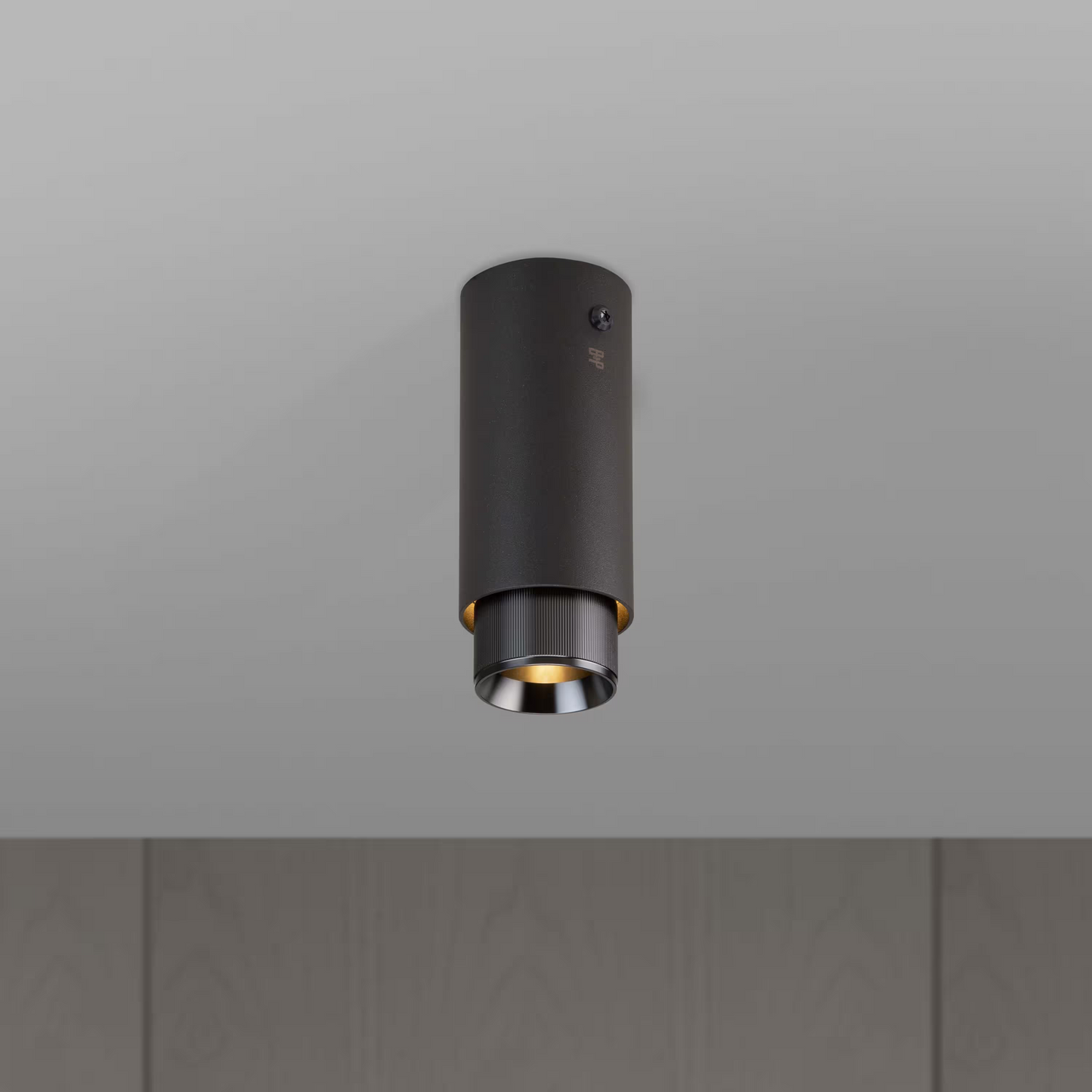 Exhaust Linear Surface Downlight with Detail Kit