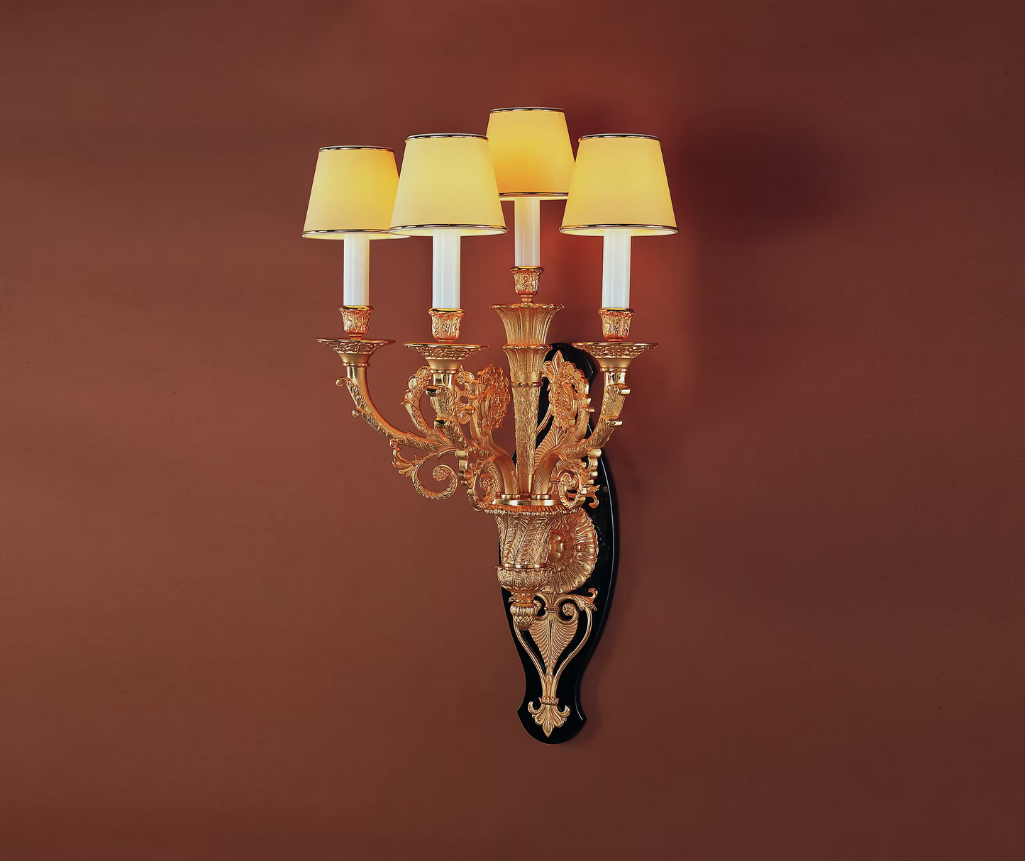 Royal Heritage Wall Light
