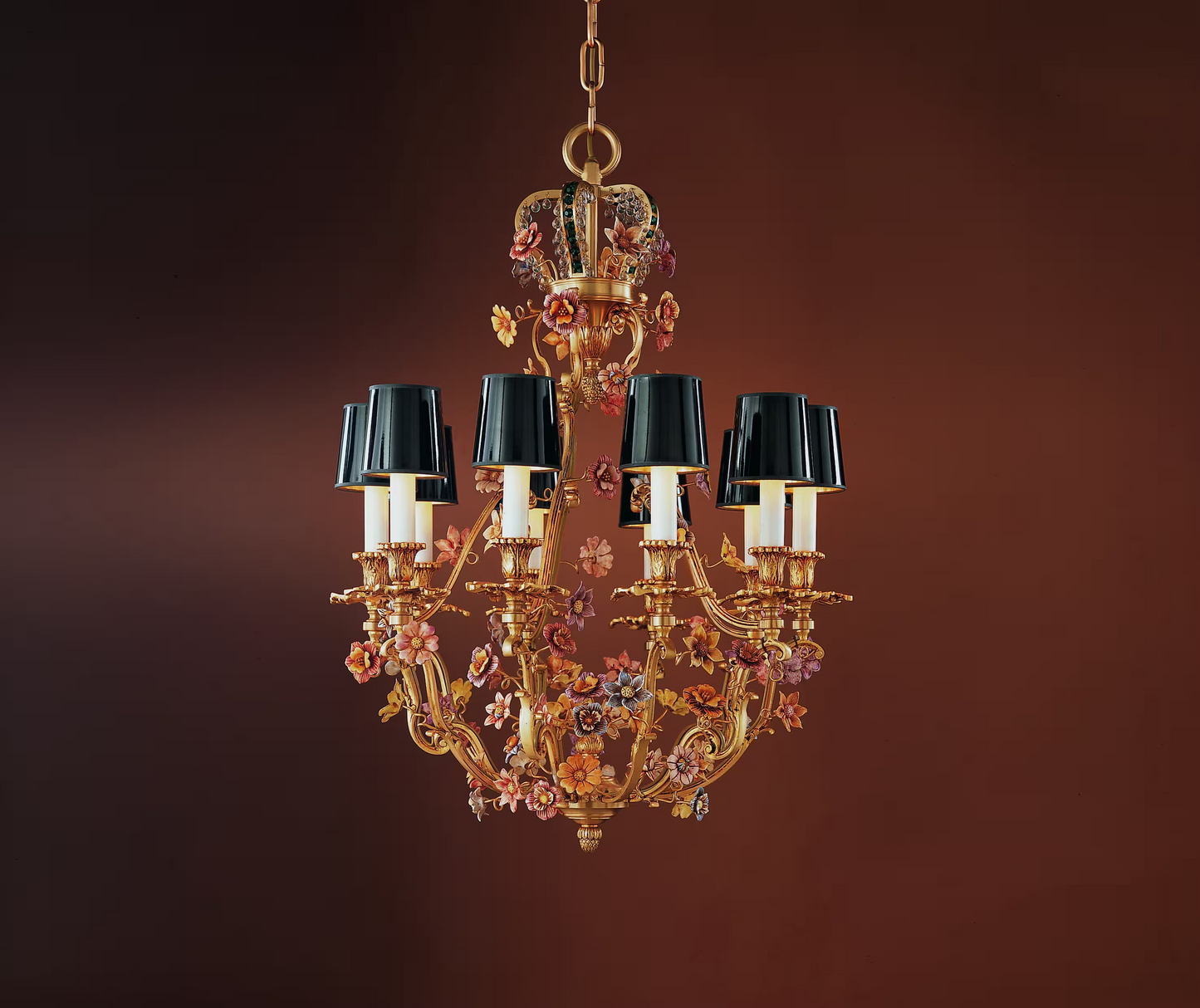Royal Heritage 10-Light Chandelier