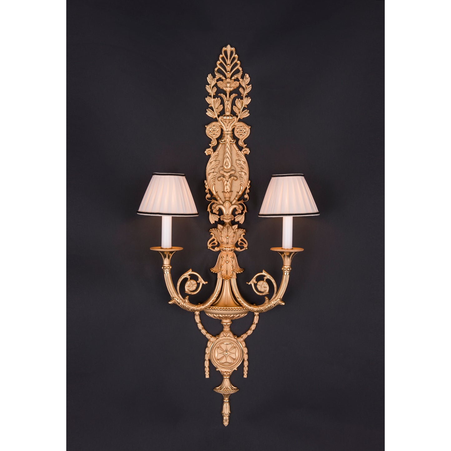 Royal Heritage 2-Light Wall Bracket with Shade