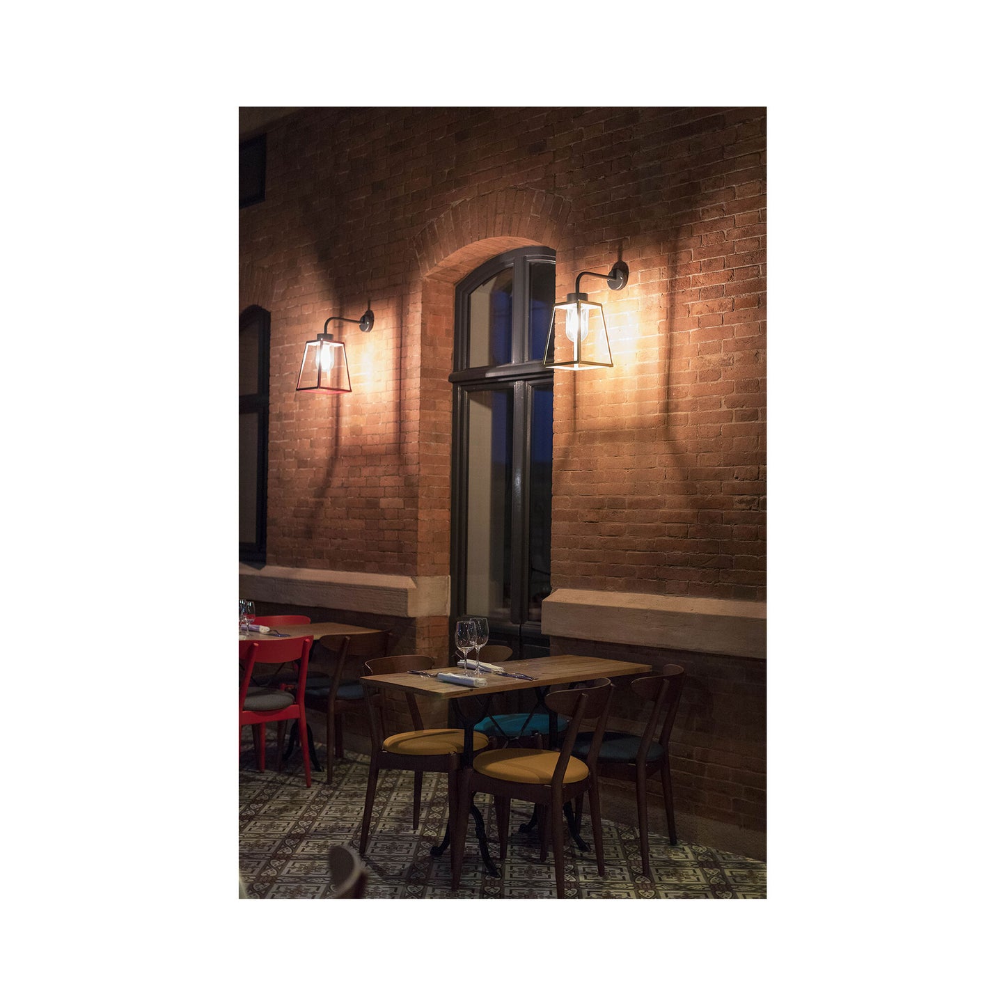 Lampiok Model 5 Wall Bracket Clear Glass Lantern with minimalist lines