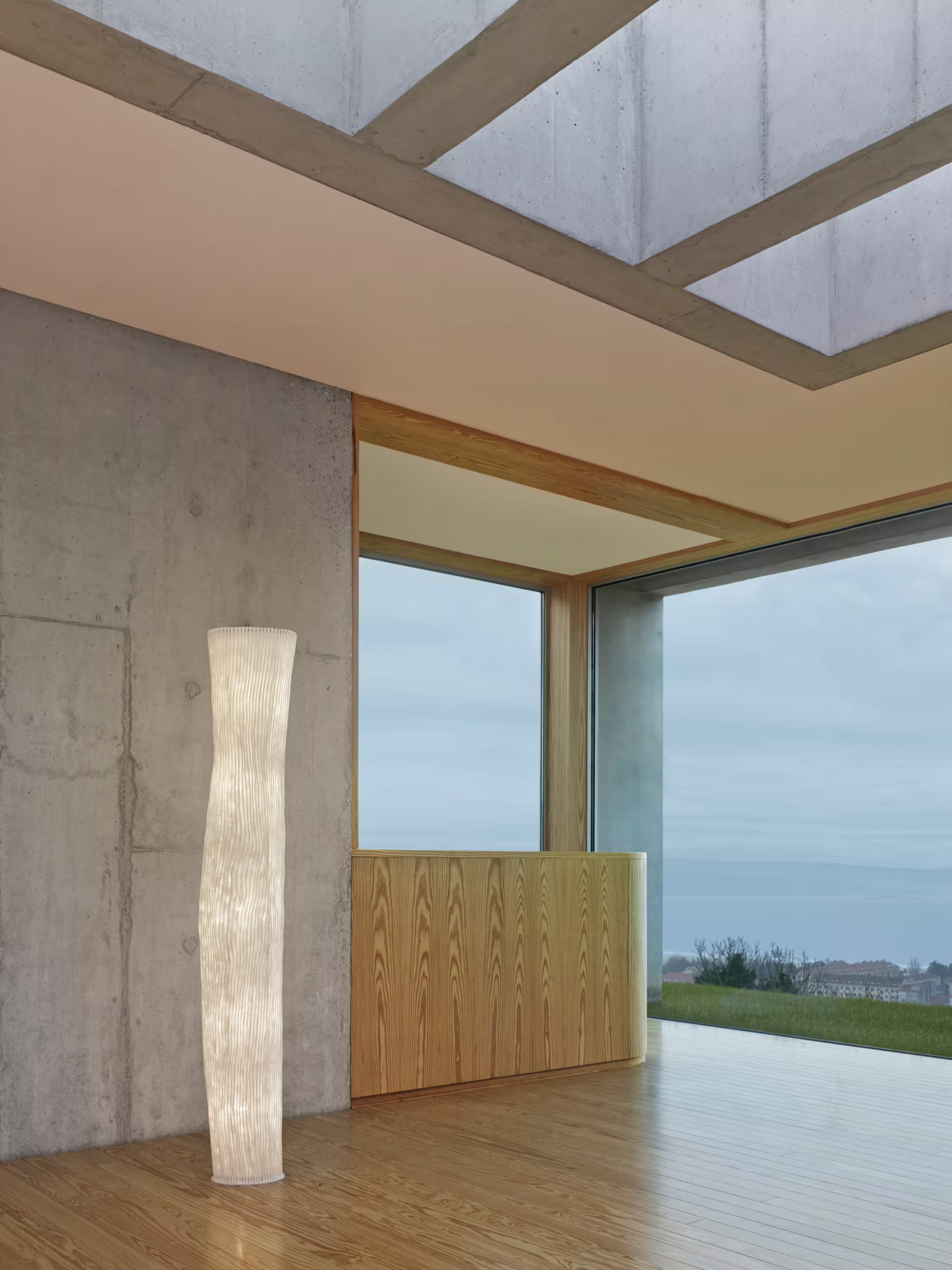 A-Emotional Light Gea Floor Lamp