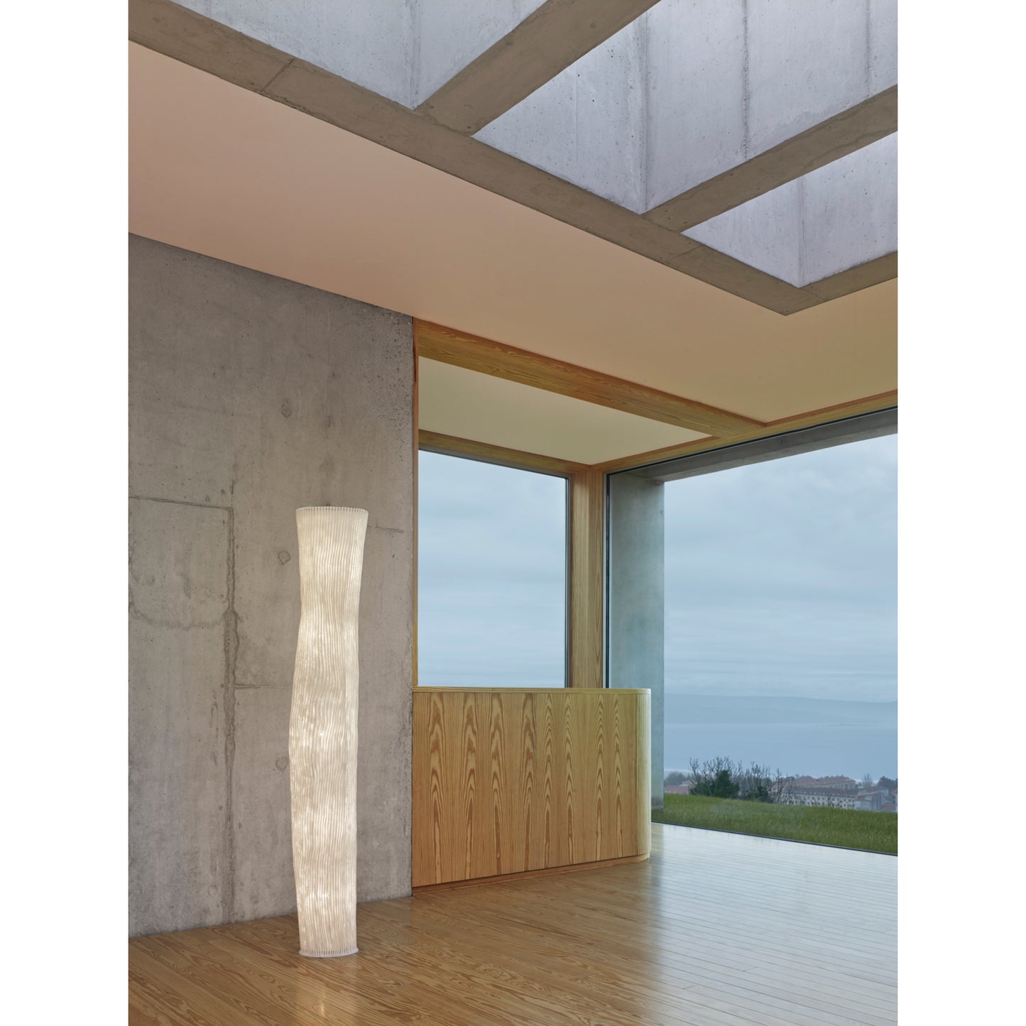 Gea Floor Lamp