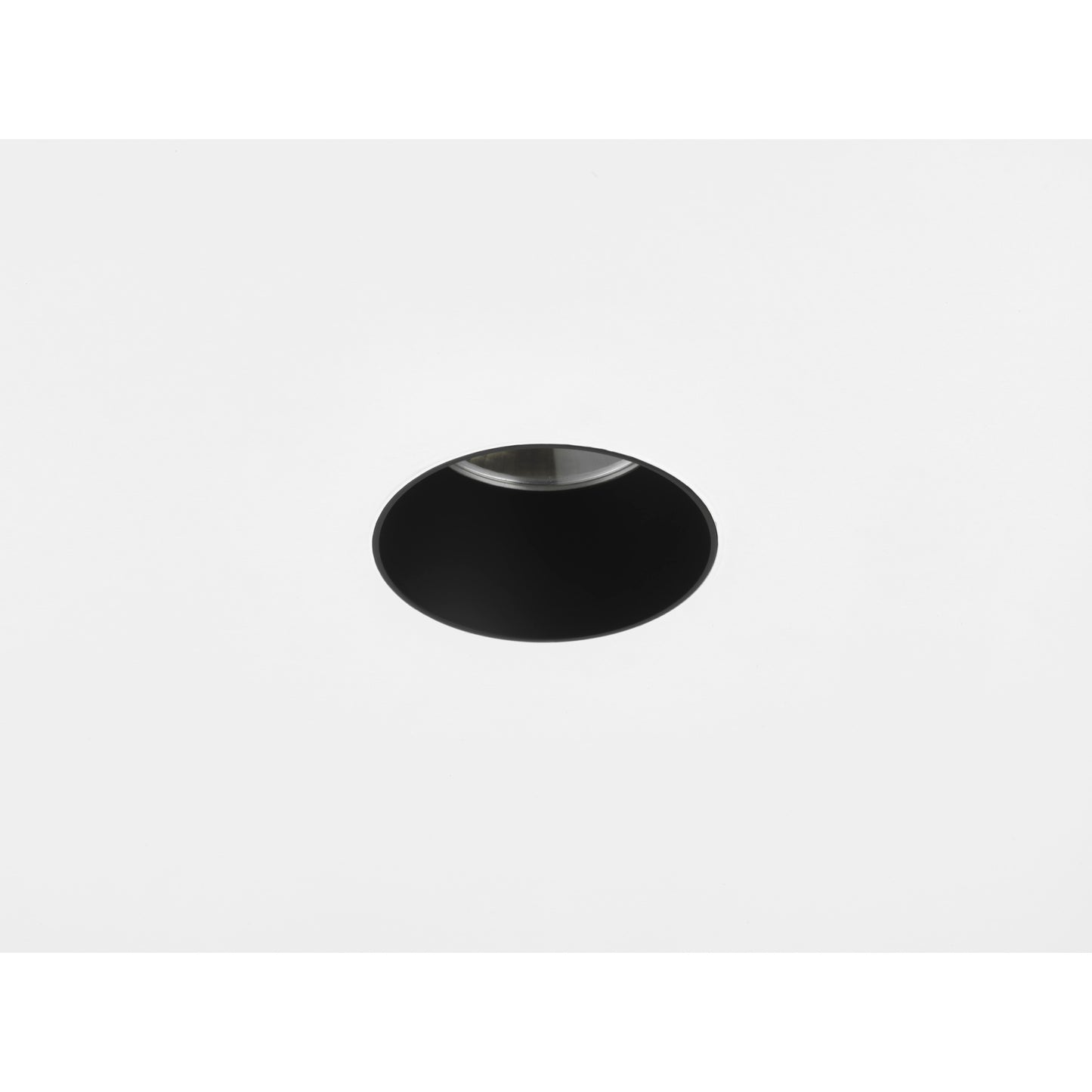 Void 80 Medium Metal Zinc Recessed Downlight