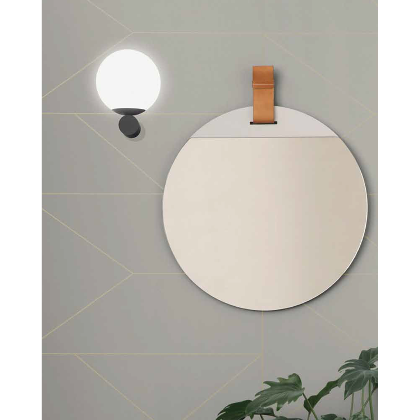 Luna Wall Light