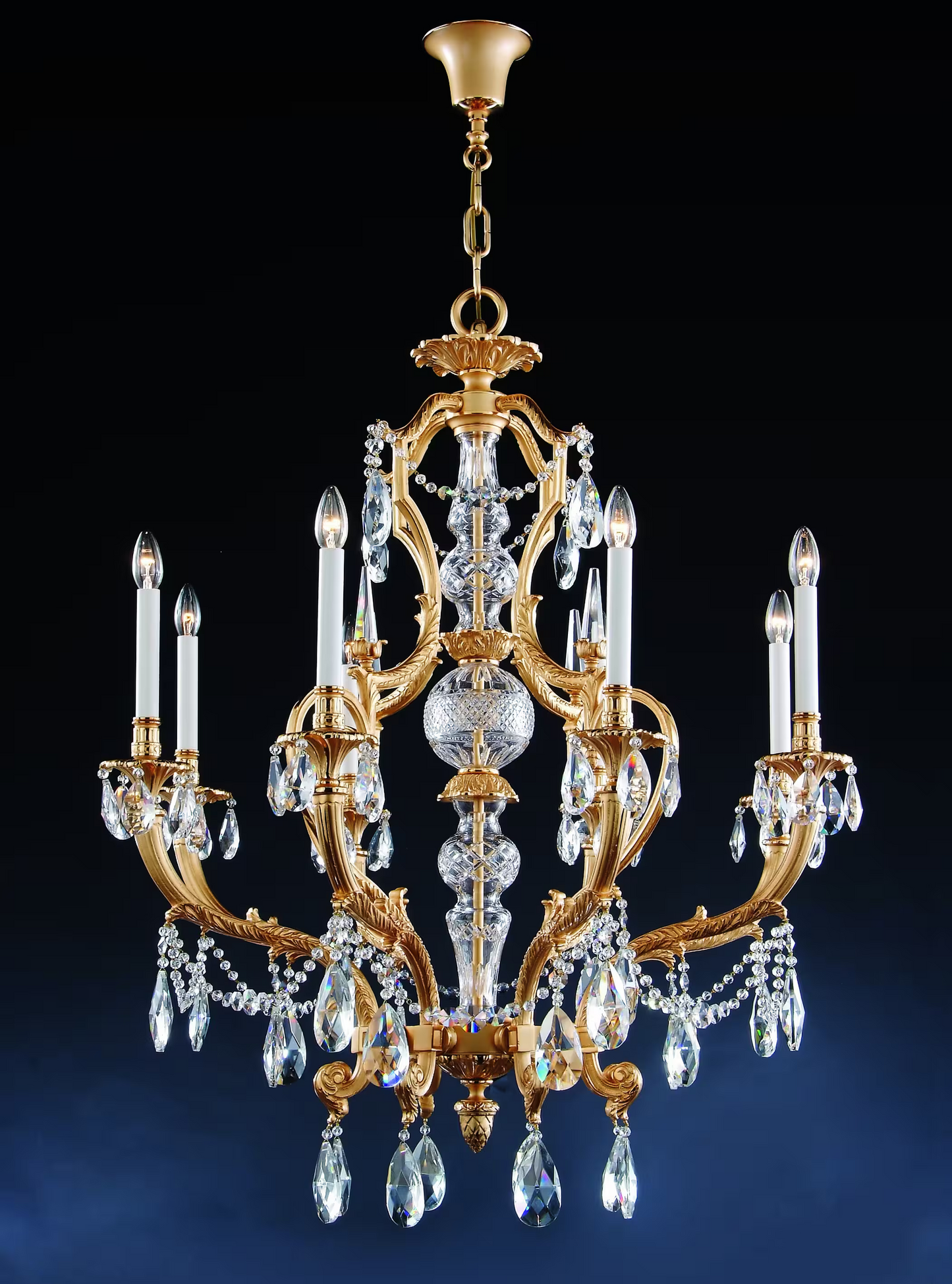 Royal Heritage 8-Light Chandelier