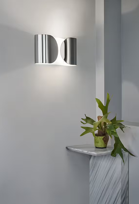 Foglio Up & Down LED Wall Light with Organic Curved Shaped Steel