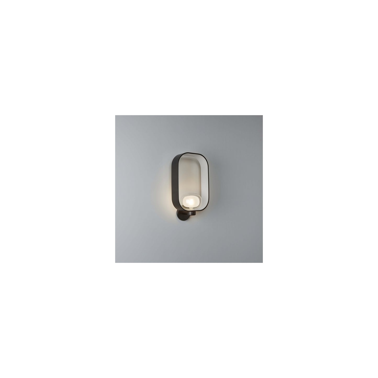 Filipa Classic Wall Lantern with Double-Side Borosilicate Glass