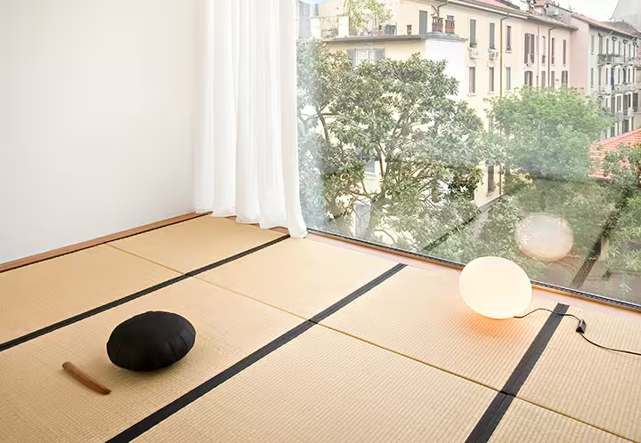 Glo-Ball Basic 1 Desk Lamp