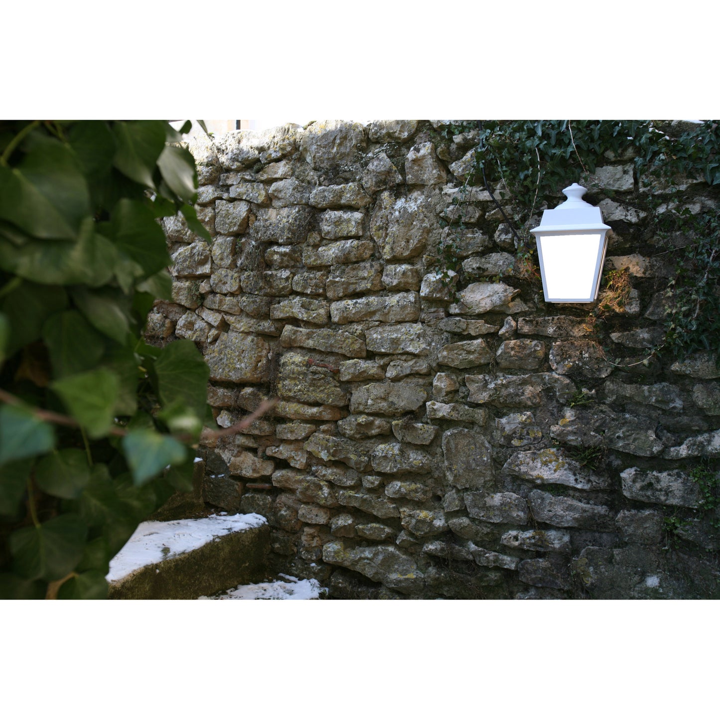 Place des Vosges 1 Evolution Model 2 Opal Glass E27 Wall Light with Injection-Moulded Aluminium
