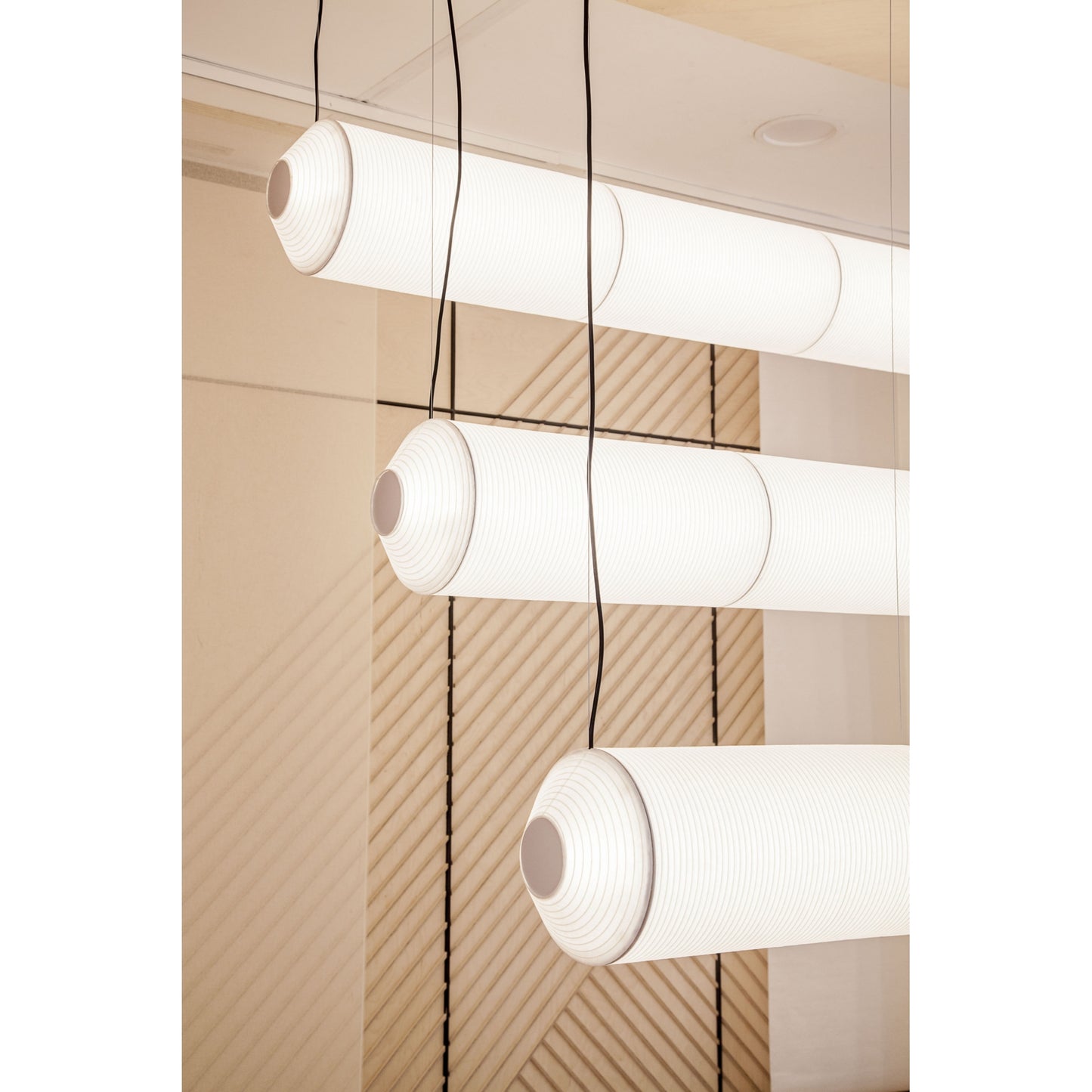 Tekio Horizontal P2 Medium White LED Pendant with Metal Canopy