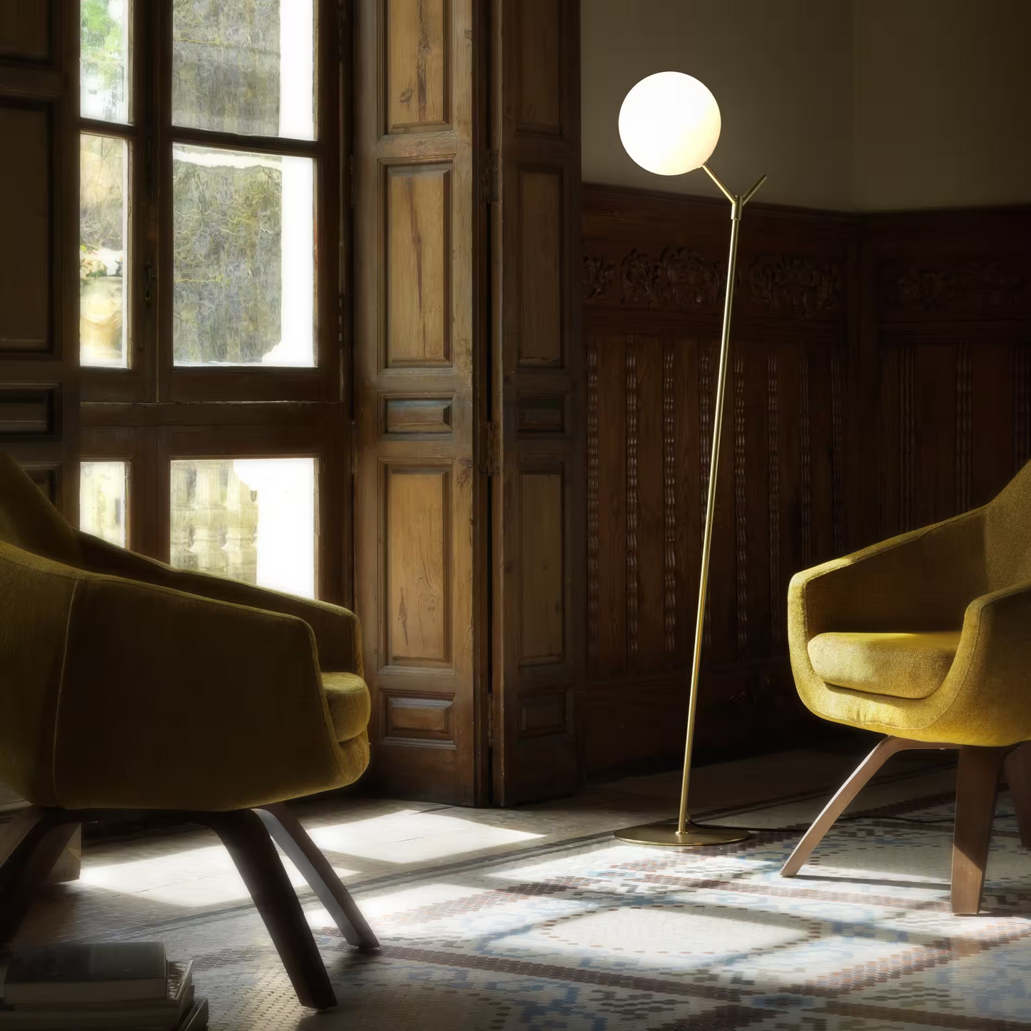 Atom Floor Lamp