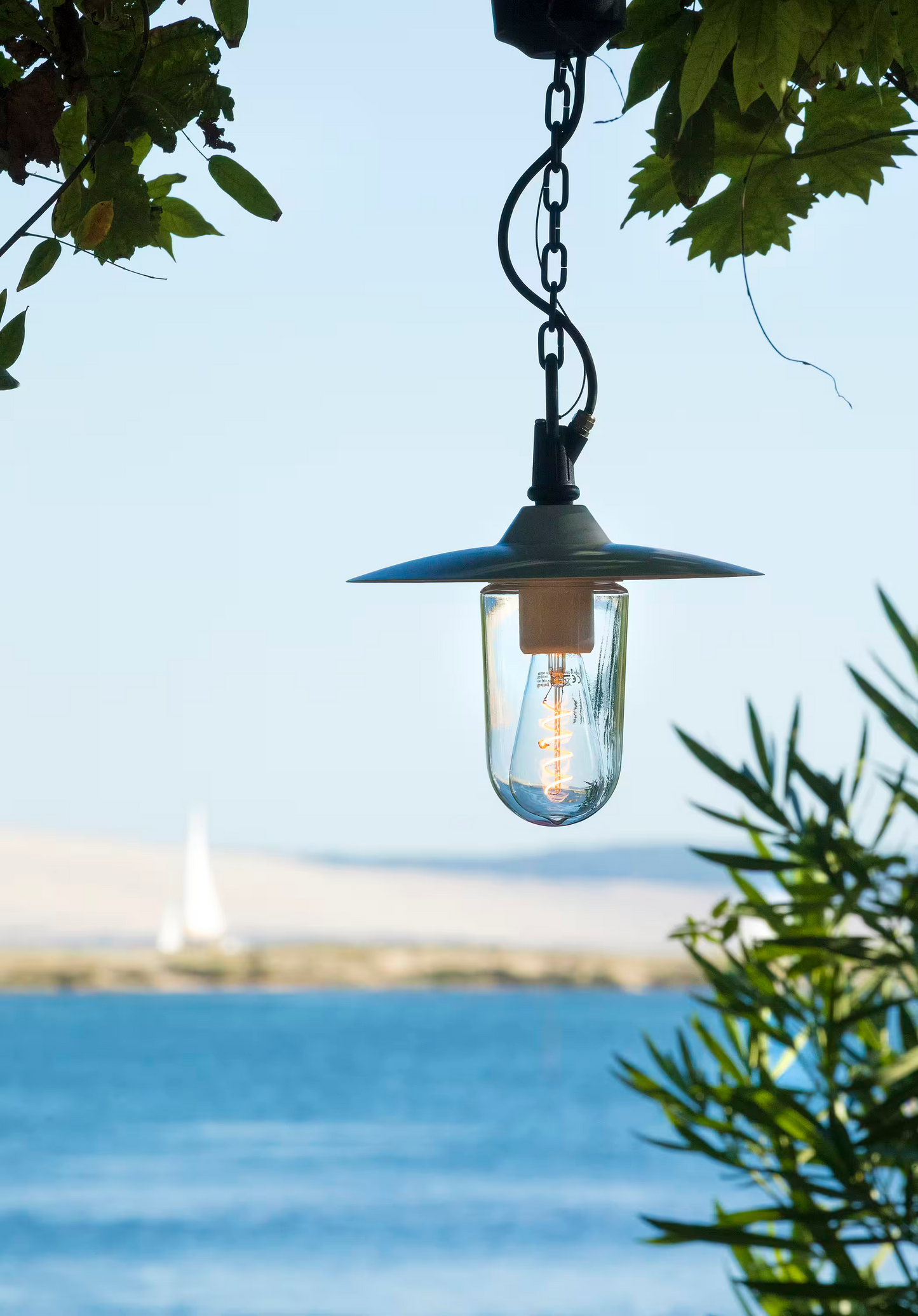 Montana Model 1 Clear Glass & White Shade Pendant