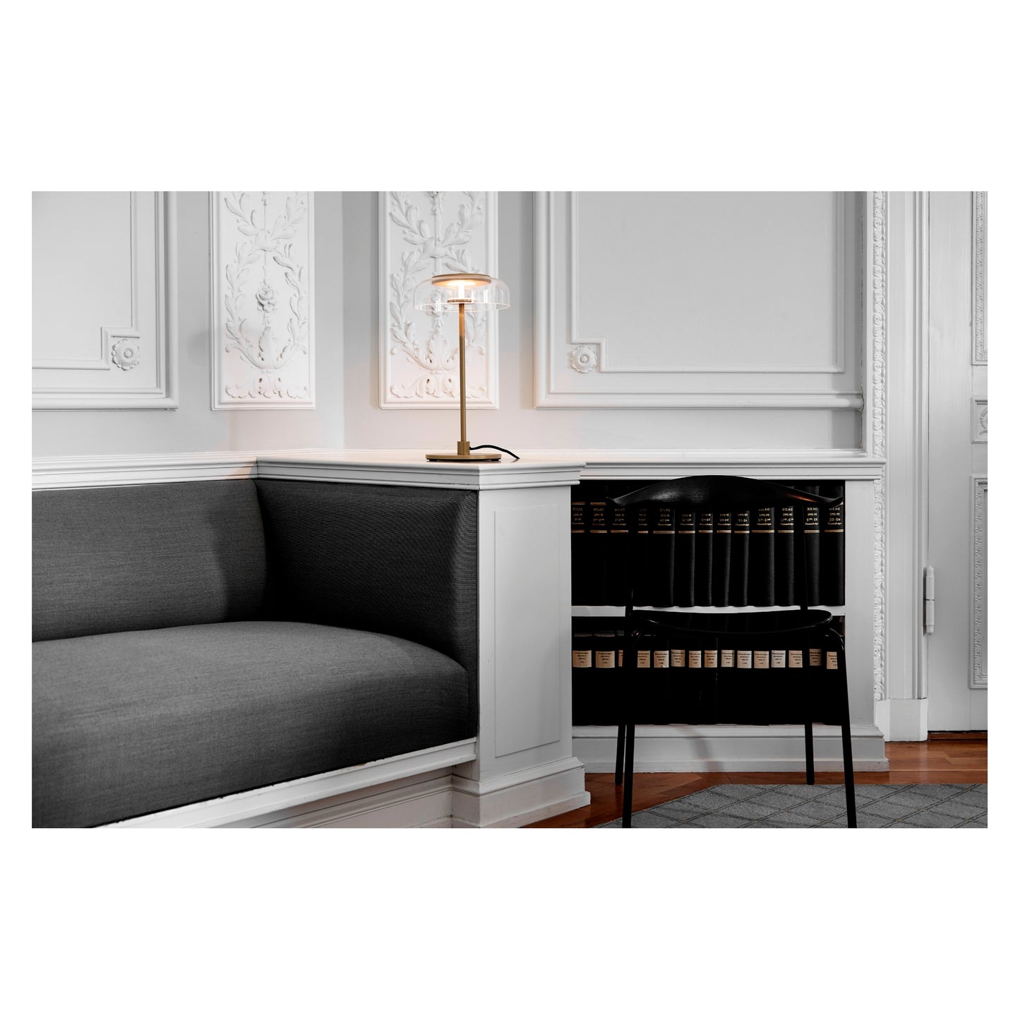 Blossi LED Table Lamp