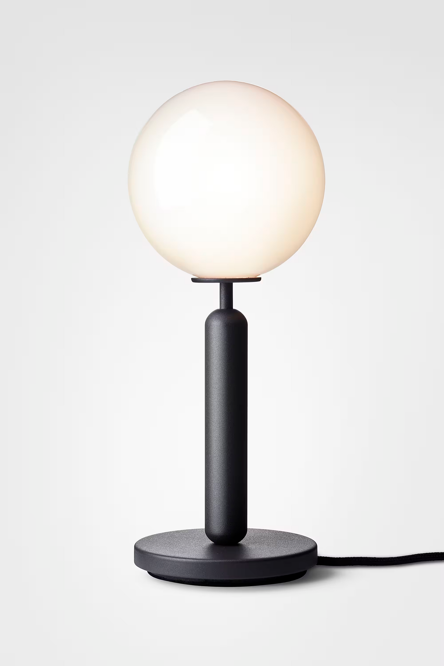 Miira Table Lamp
