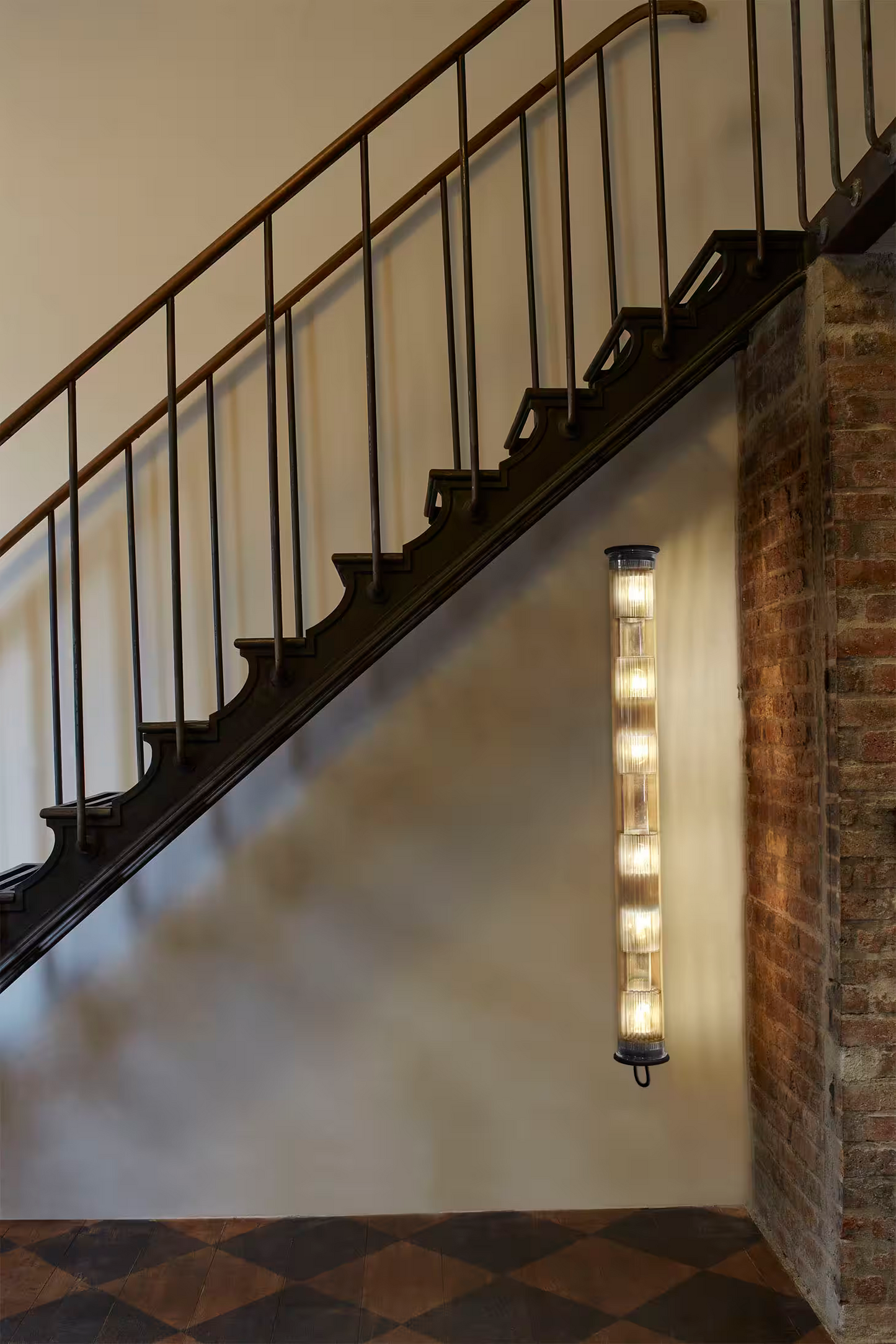 In The Tube ITT 120-1300 Silver Mesh Wall Light with Borosilicate Glass