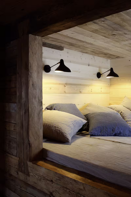 Mantis BS5 Wall Light