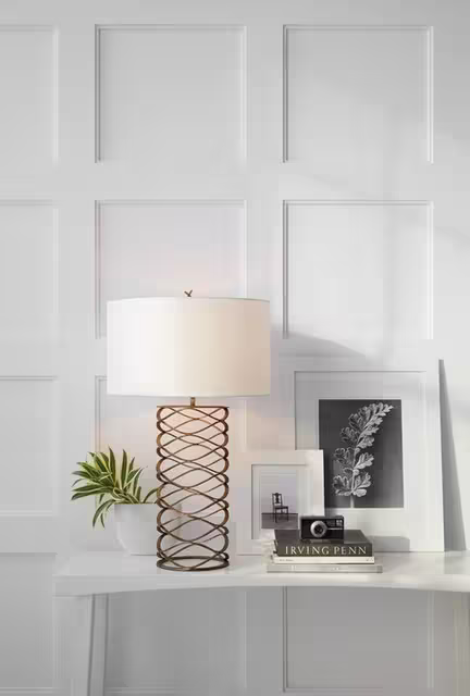 Bracelet Table Lamp