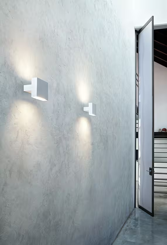 Tight Light Direct/ Indirect Wall Lamp Aluminium