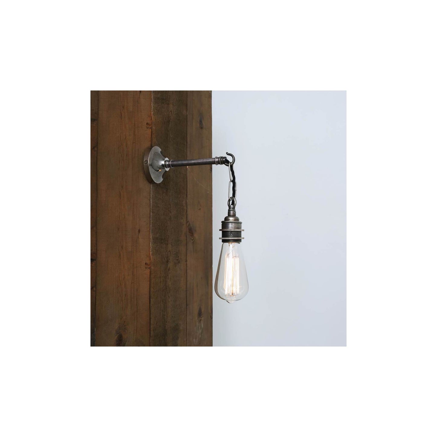 Prei Industrial Wall Light