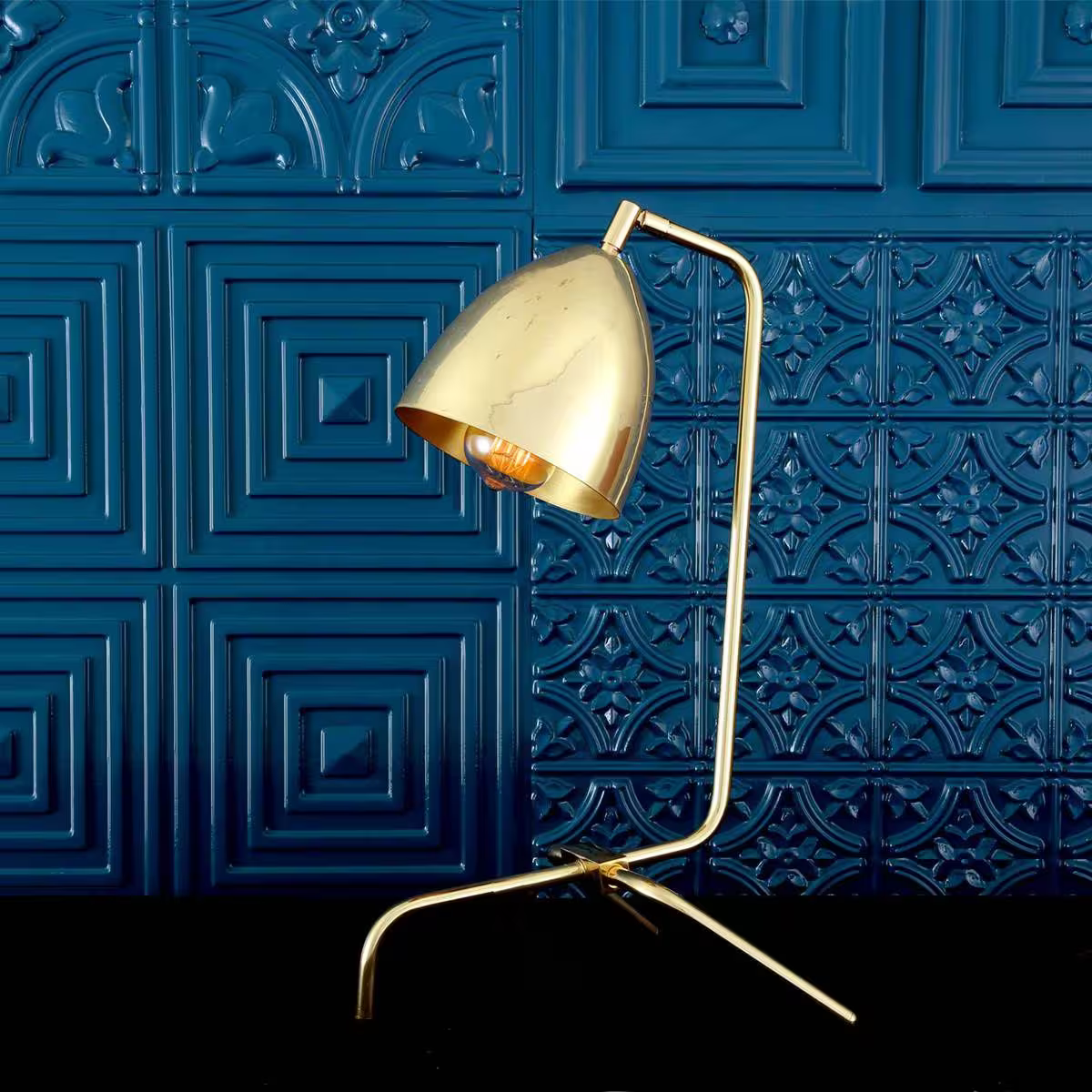 Kinshasa Table Lamp