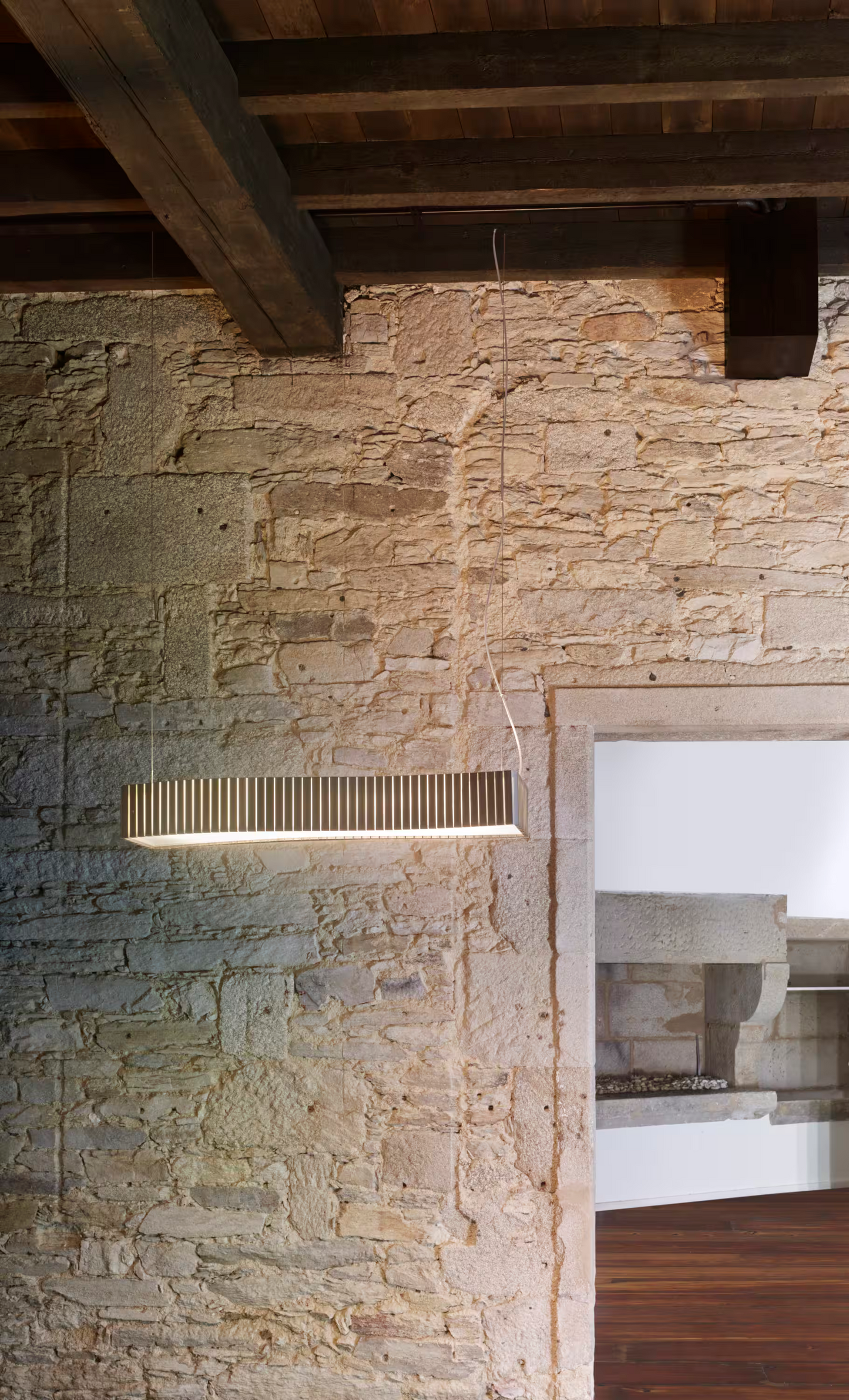 Uxi LED Linear Pendant
