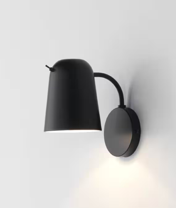 Dobi Wall Light
