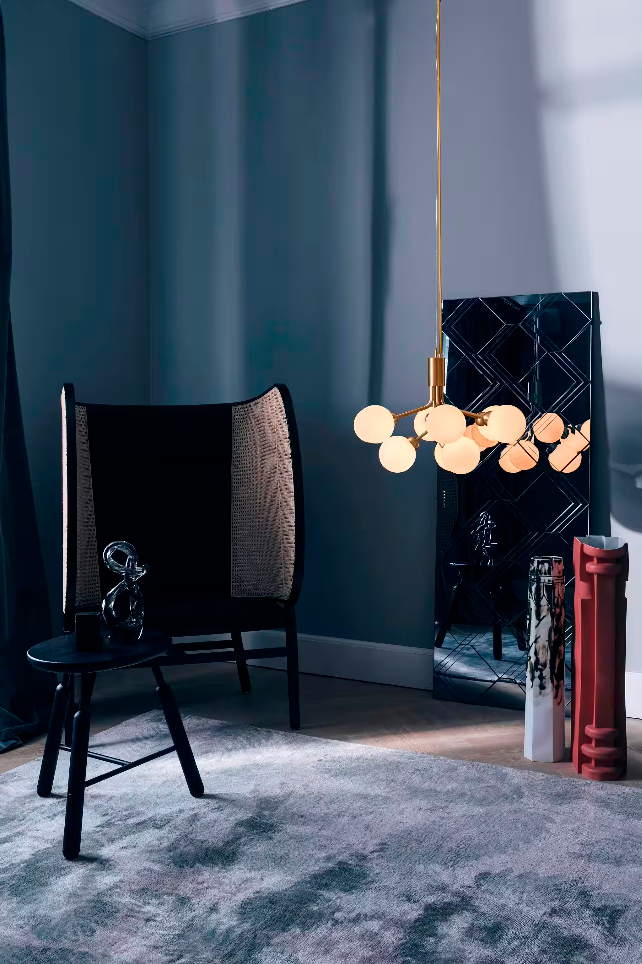 Apiales 9-Light Chandelier