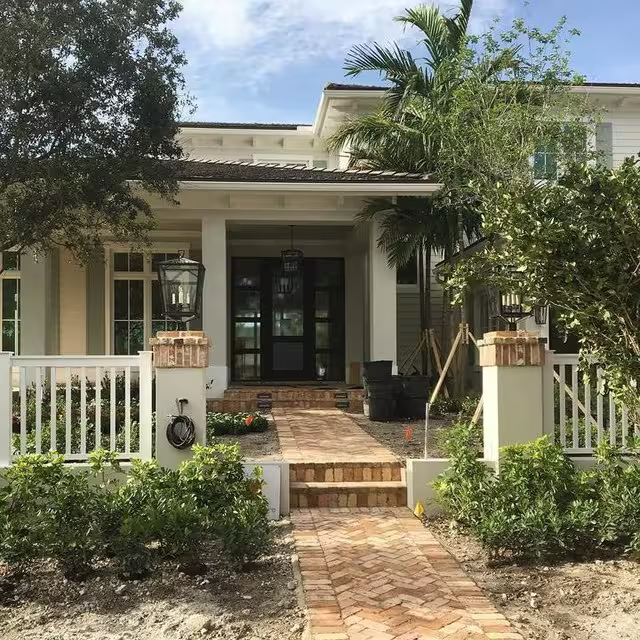 Darlana Outdoor Post Light