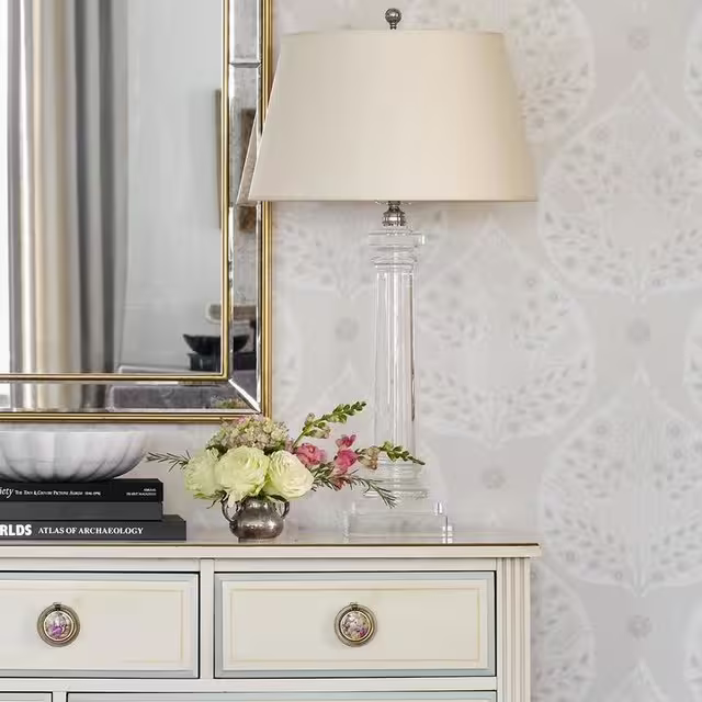 Slender Column Table Lamp