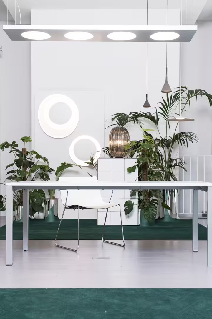 Dolmen LED Linear Pendant