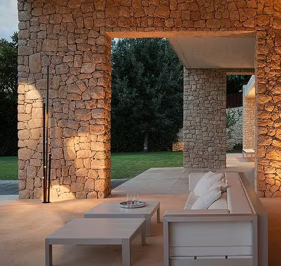 Bamboo 4810 Outdoor Floor Lamp