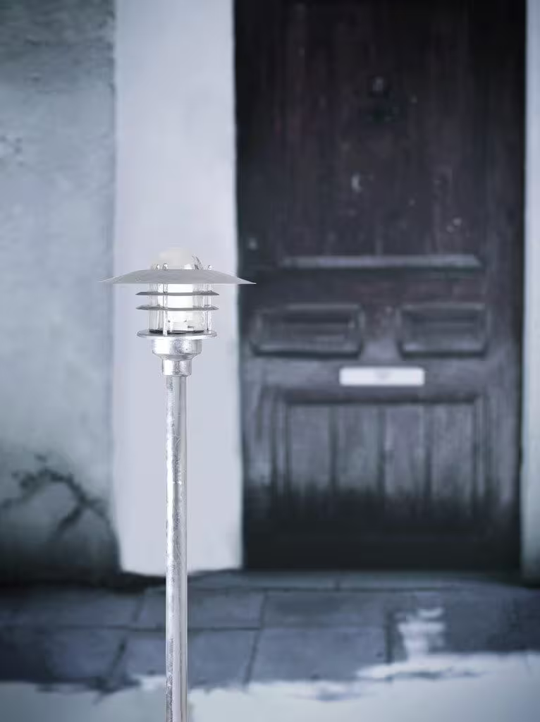 Agger Outdoor Short Post Galvanized