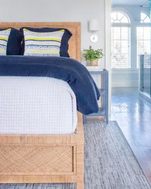 Walker Small Wall Light