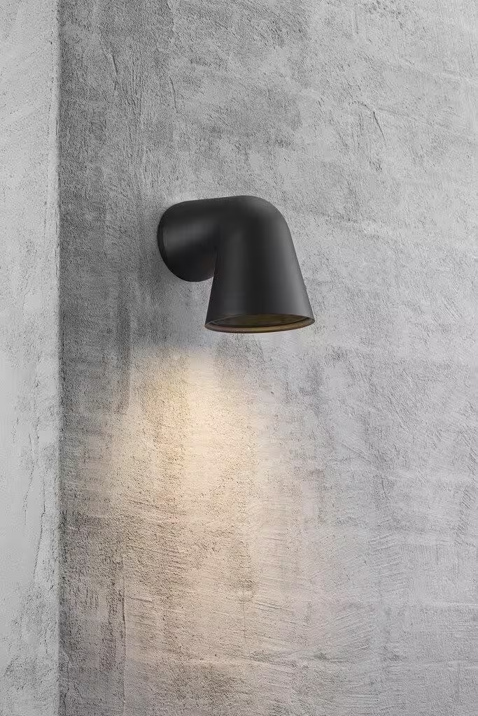 Front Single Outdoor Wall Light