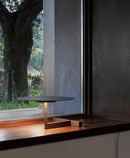 Flat 5965 Table Lamp