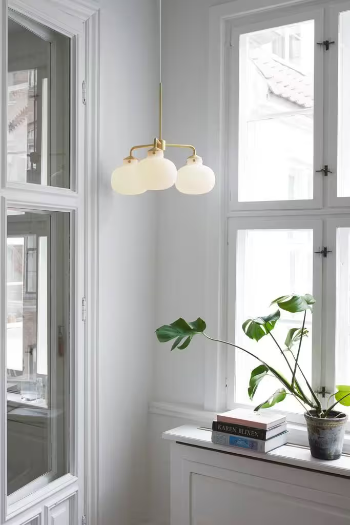 Raito 3-Arm Pendant Brass