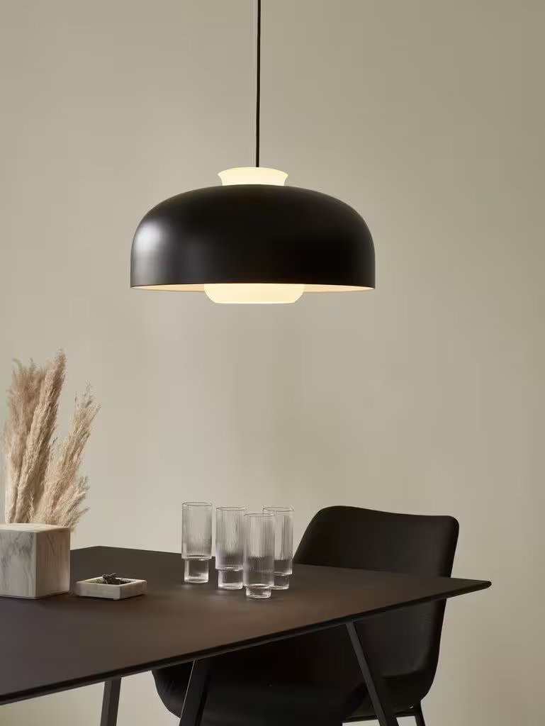 Miry Single Pendant