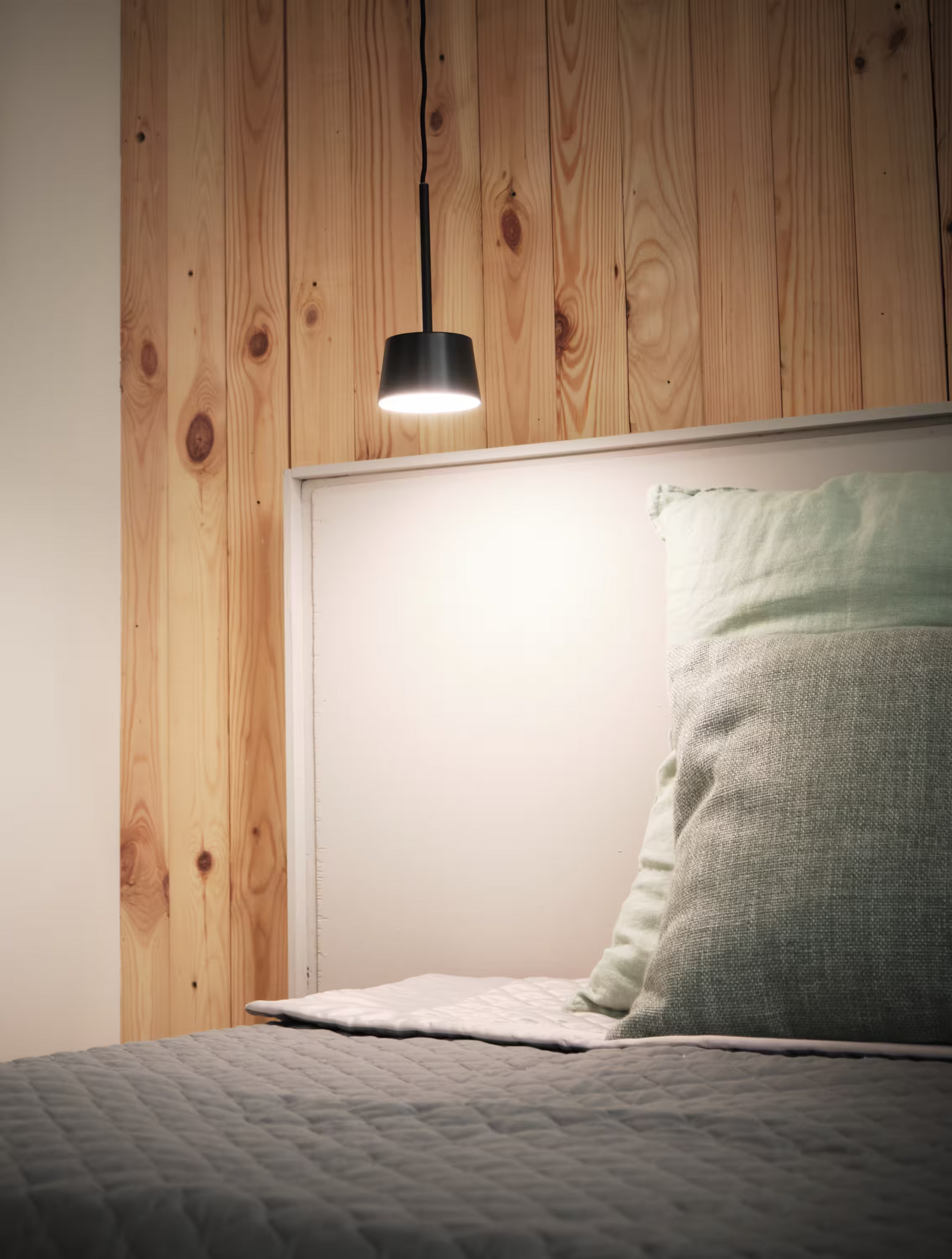Nera LED Pendant
