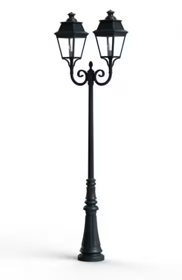 Avenue 3 Model 8 Clear Glass Lamp Post