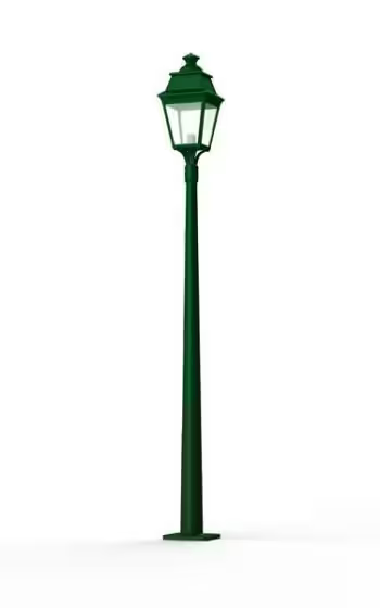 Avenue 3 Model 7 Clear Glass Lamp Post