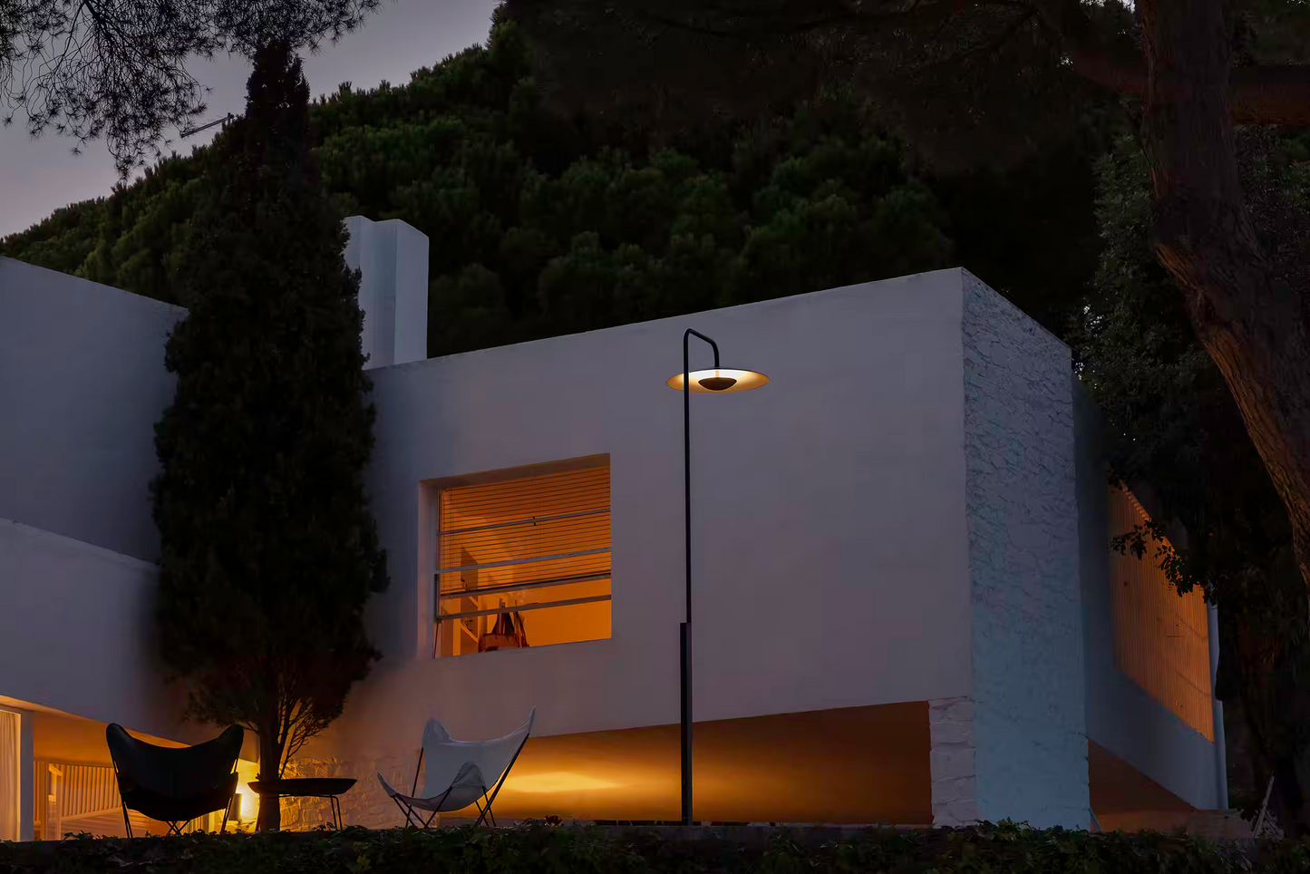 Ginger 60/298 Outdoor Lamp Post Black & White