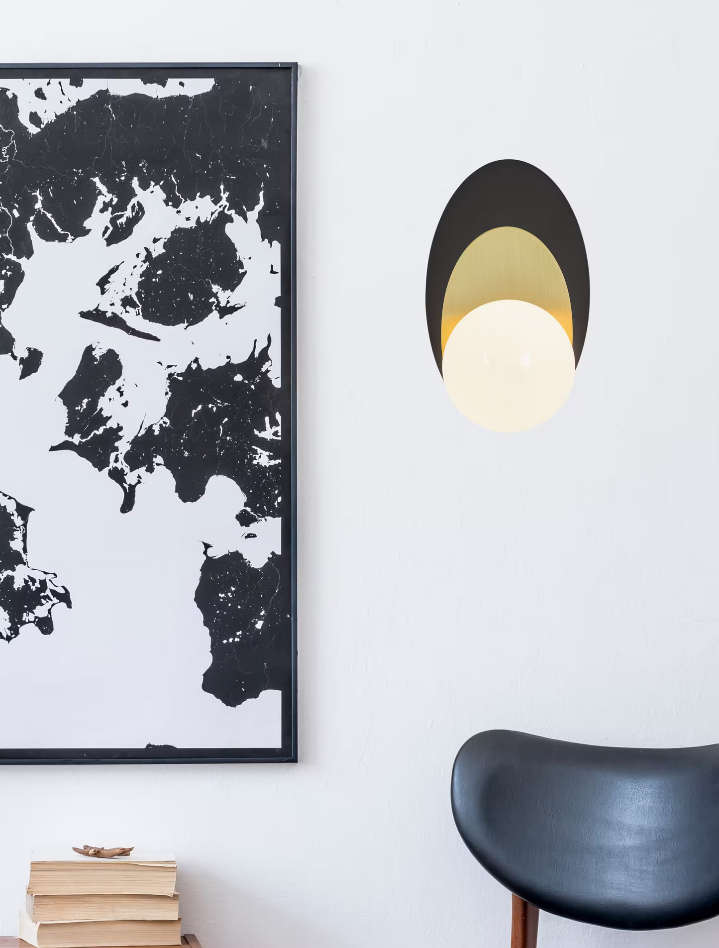 Eccentric Wall Light Black