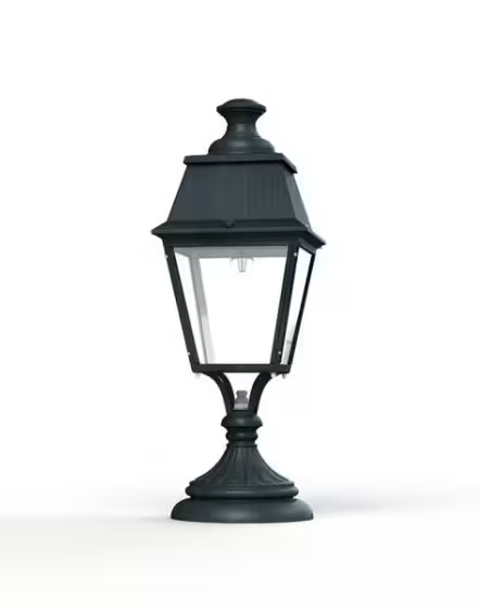Avenue 4 Clear Glass Pedestal