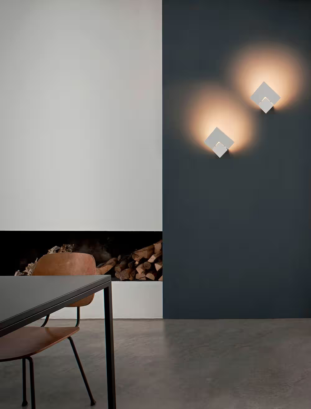 Puzzle Twist LED Wall Light Matt White