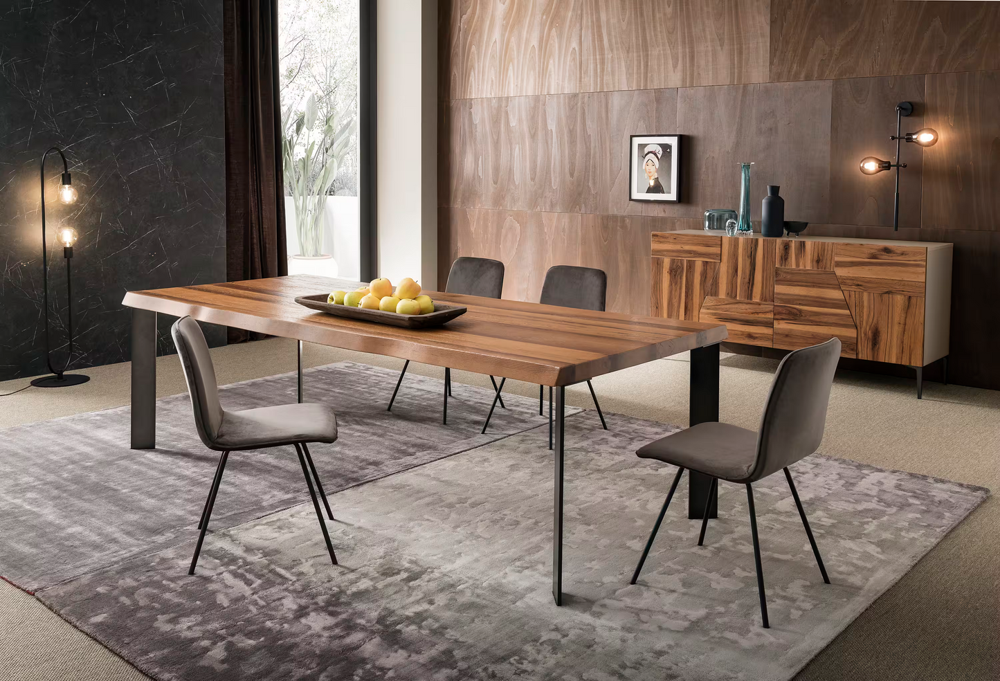 Paramount Wall Light