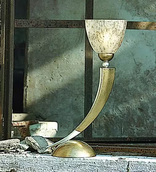 Horn Table Lamp