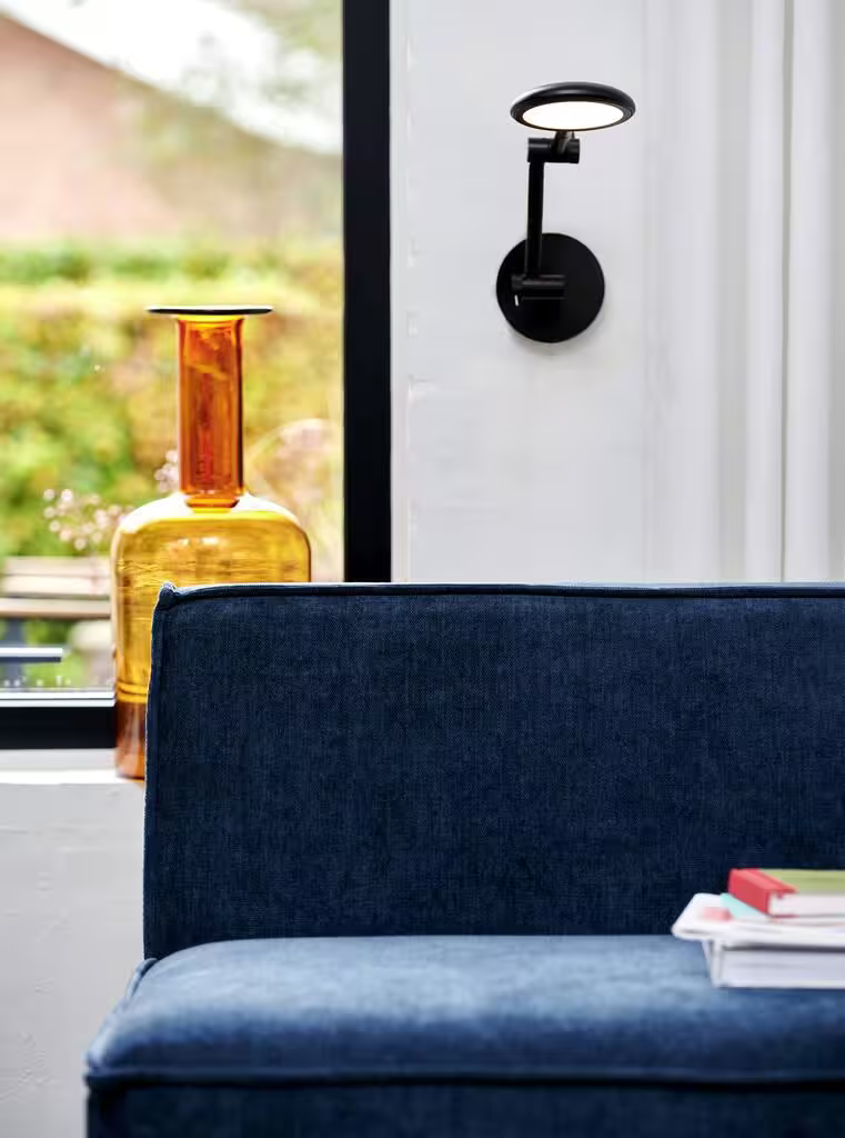 Bend LED Wall Light Black