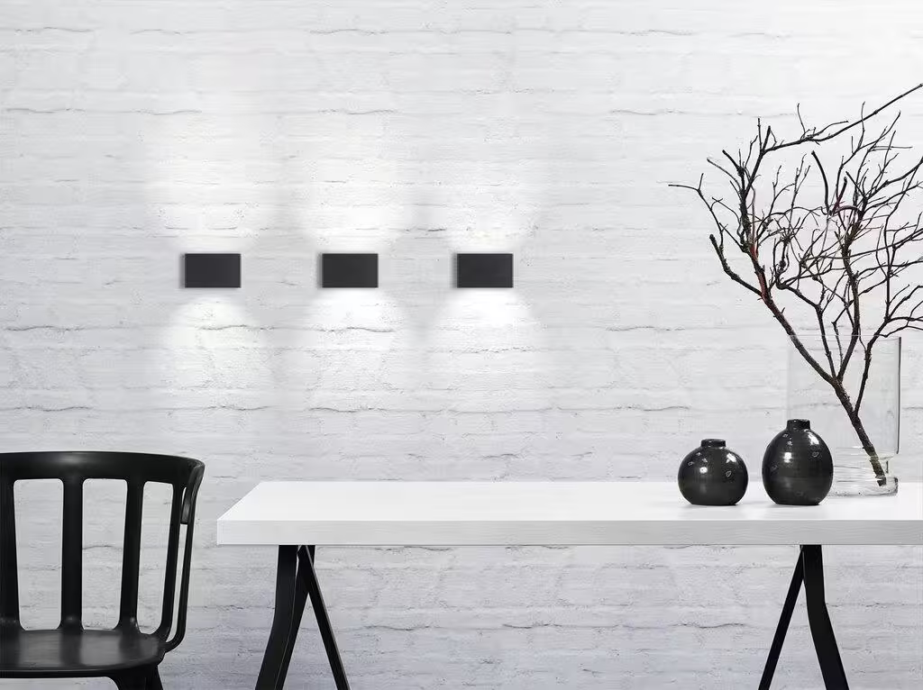 Nene Outdoor Wall Light Black